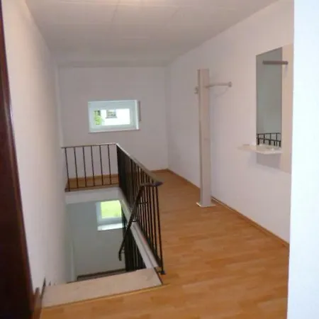 Ehemaliges Bauernhaus * Hellenhahn-Schellenberg